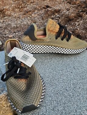 Adidas Deerupt Runner Khaki Green Mesh Men's 9.5